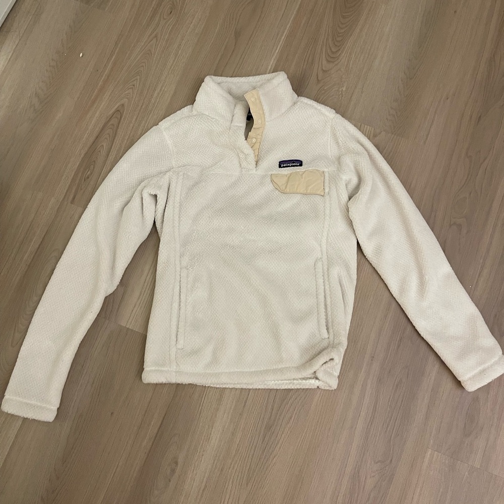 Patagonia cream color sweater size S